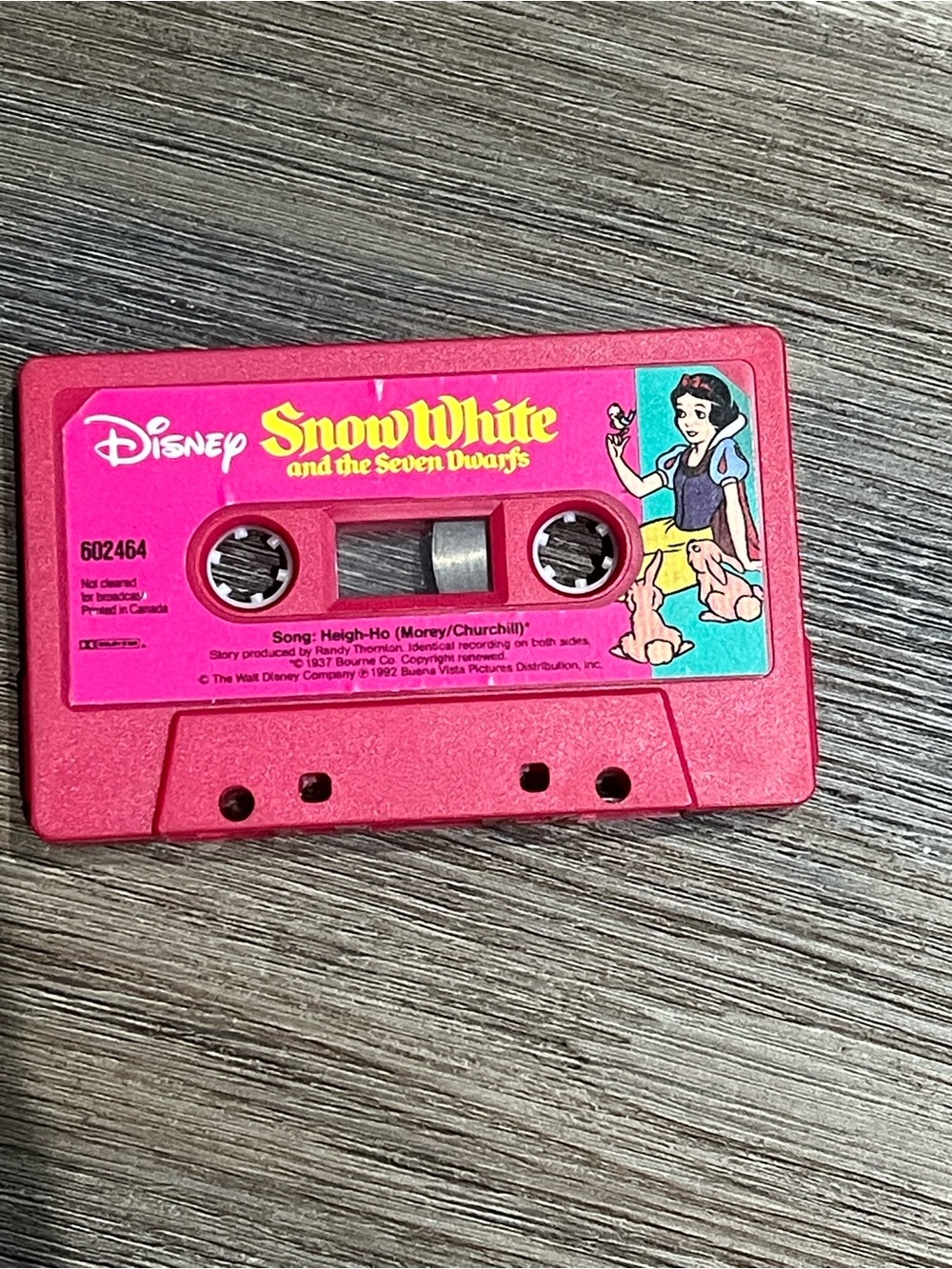 Vintage 1992 Walt Disney Records cassette Snow White and the seven dwarfs